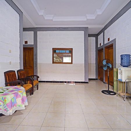 Spot On 91085 Griya Estu Wening Hotel Sleman  Exterior foto