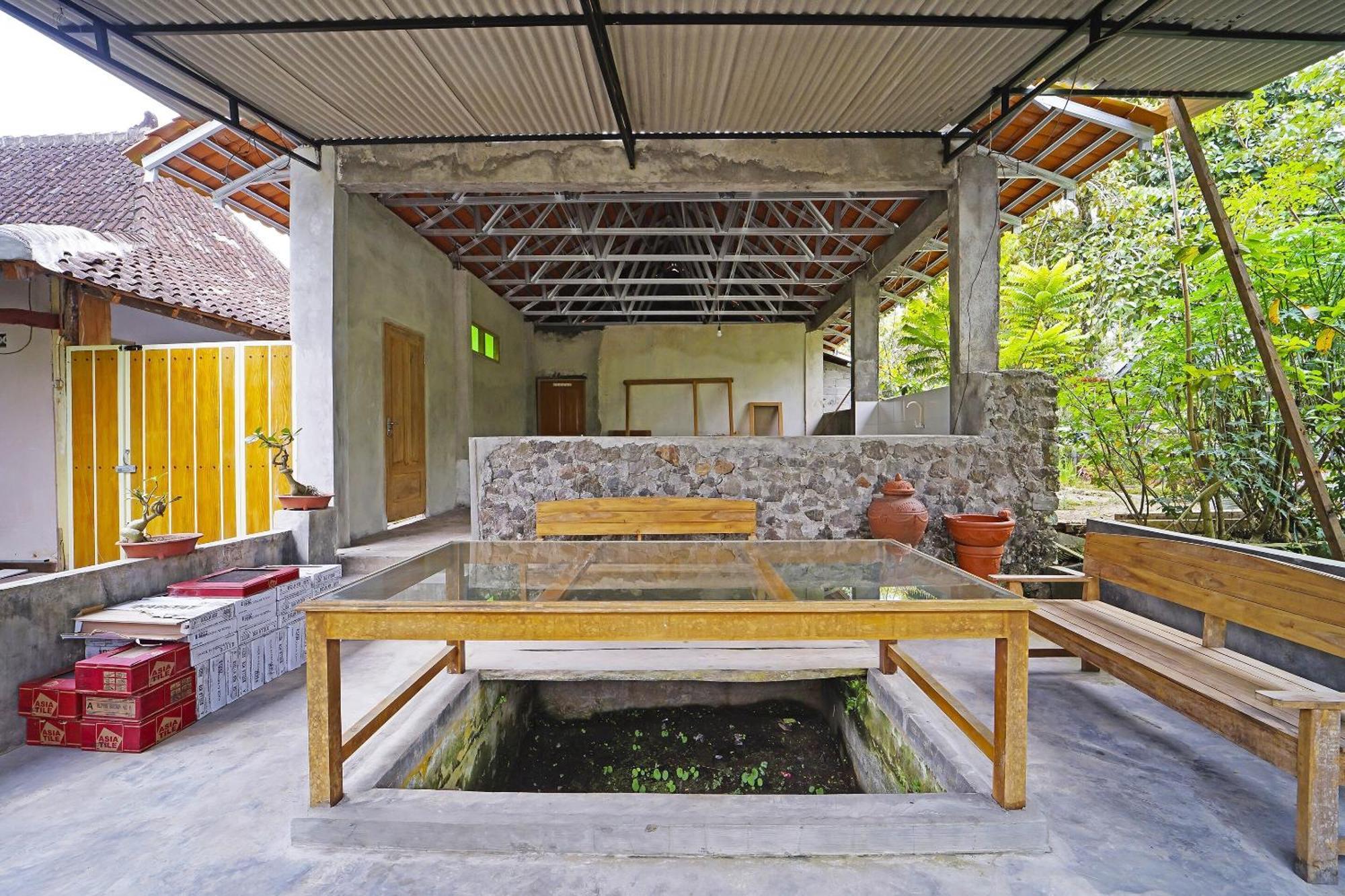 Spot On 91085 Griya Estu Wening Hotel Sleman  Exterior foto